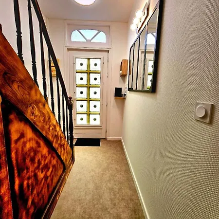 Elegant T2 Au Calme Avec Terrasse Et Climatisation Apartment Angouleme