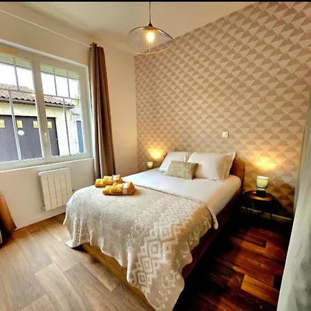 Elegant T2 Au Calme Avec Terrasse Et Climatisation Apartment