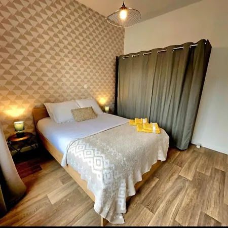 Elegant T2 Au Calme Avec Terrasse Et Climatisation Apartment *