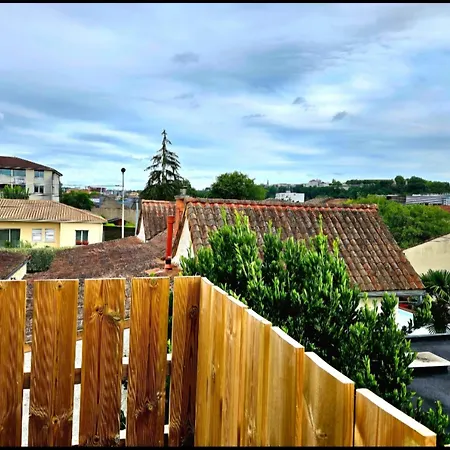 Apartment Elegant T2 Au Calme Avec Terrasse Et Climatisation Angouleme