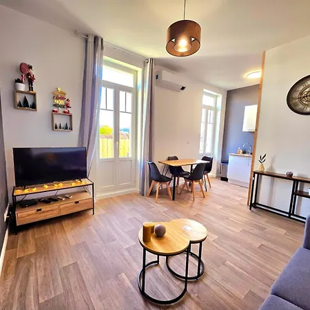 Apartment Elegant T2 Au Calme Avec Terrasse Et Climatisation