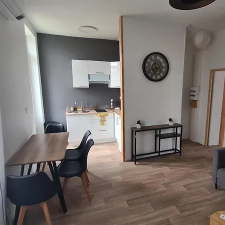 아파트 Elegant T2 Au Calme Avec Terrasse Et Climatisation